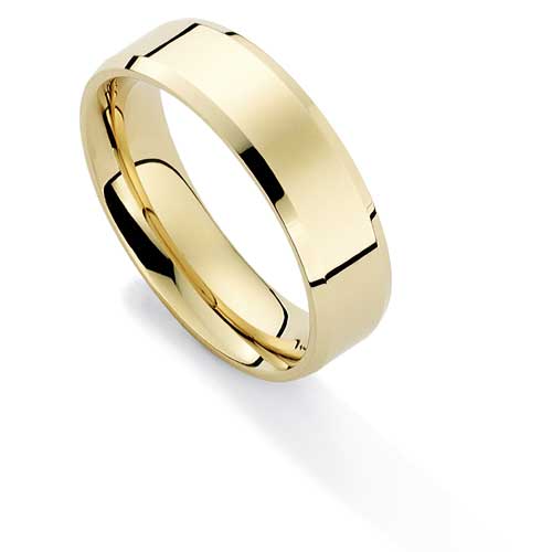 6mm Essential Flat-Court Bevelled Wedding Ring Band In 9 Carat Yellow Gold