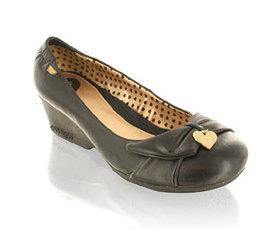 Goldigga Casual Shoe With Low Wedge Heel