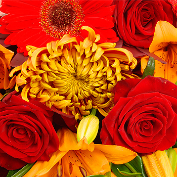 Golden Gift Wrap - flowers