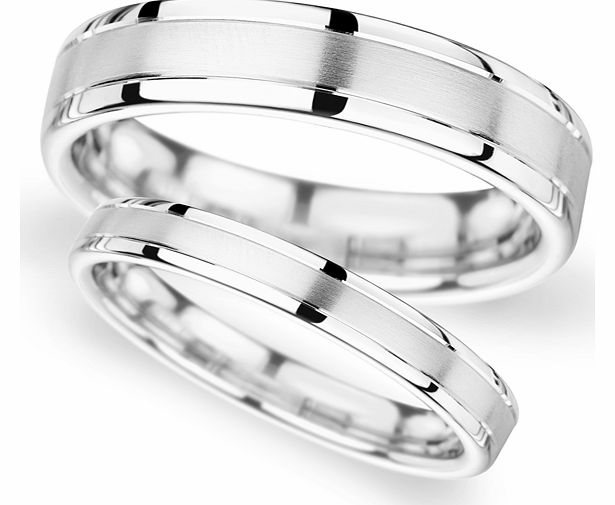 Goldsmiths 4mm D Shape Standard matt centre with grooves