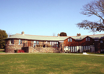 Green Acres Cottage VIP Holiday Park