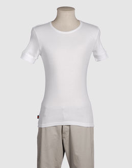GUCCI TOPWEAR Short sleeve t-shirts MEN on YOOX.COM