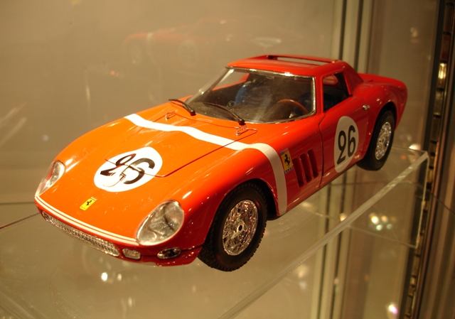 Ferrari 250 GTO #25 LeMans 1964 in Red