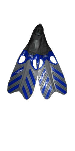 gul Feather Fins SIZE 3-4 ONLY