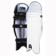GUNN and MOORE 909 BATTING PADS