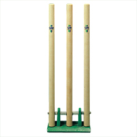 gunn and moore Spring Back Deluxe Cricket Stumps.