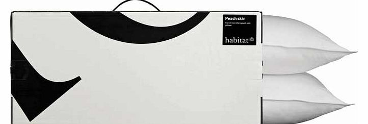 Habitat Peach Skin Pair of Retangular Pillows