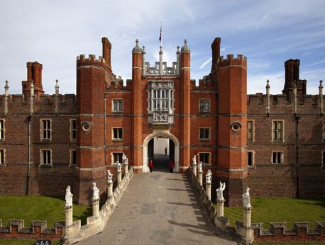 Hampton Court Palace - Skip the Line