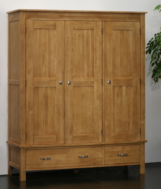 Havana Oak Triple Wardrobe - Blonde