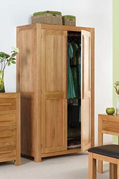 Heritage Furniture UK Ltd Caley Solid Oak 2 Door Wardrobe