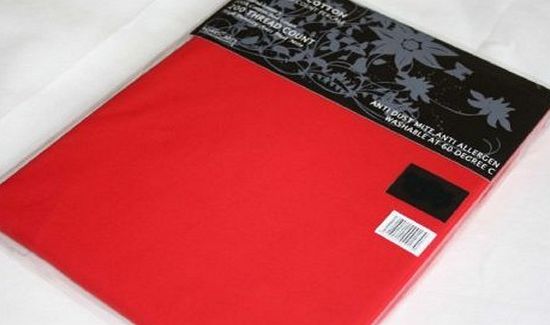 Homescapes 200 Thread Count Ultrasoft - Plain Red Duvet Cover - Single - 1 Housewife Pillowcase included - 100 Egyptian Cotton, Anti Dust Mite.