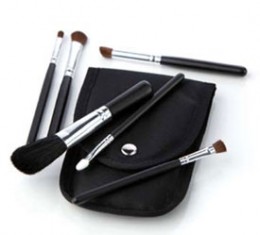 Honeybee Gardens 6 Piece Cosmetic Brush Set