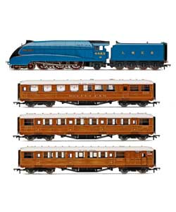 Hornby Flying Scotsman Limited Edition Train Pack