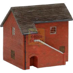 Hornby Skaledale Holly Farm Workshop