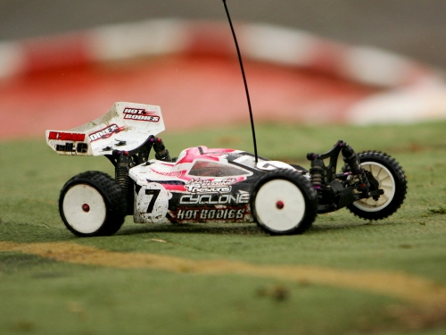 Hot Bodies Cyclone D4 4WD Buggy Kit