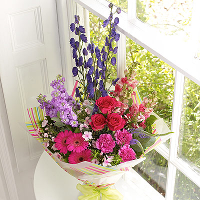 Hot Summer Flower Hand-tied