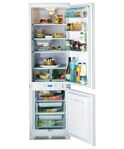 Hotpoint HMB3131I Built In Fridge Freezer