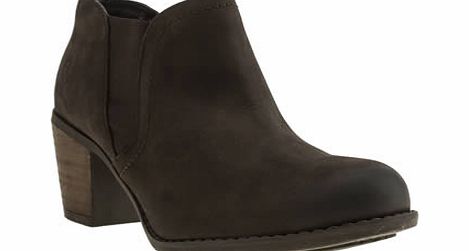 Dark Brown Moorland Chelsea Boots