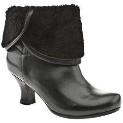 Hush Puppies Female Blanche Leather Upper in Black