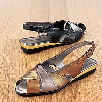 Glitz to Gilt Womens Wedge Sandals