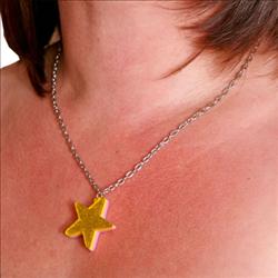 Icon Star Necklace - Glitter Pink