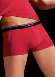 Soft close fit trunk