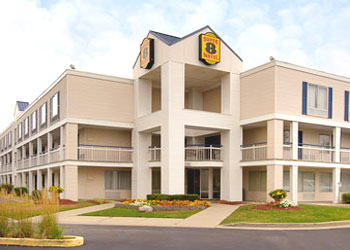 INDIANAPOLIS Super 8 Indianapolis College Park