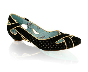 Criss Cross Cut Out Pump