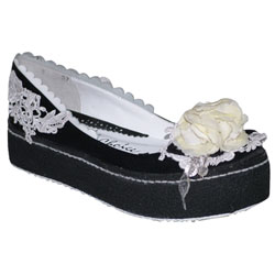 IRREGULAR CHOICE IC GUM SOLE FLOWER PUMP