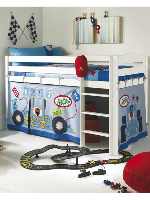 Izziwotnot Pitstop Duvet Cover and Pillowcase Set by