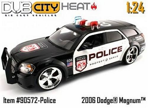 Jada Diecast Model Dodge Magnum RT Pickup Police Car in Black and White (1:24 scale)