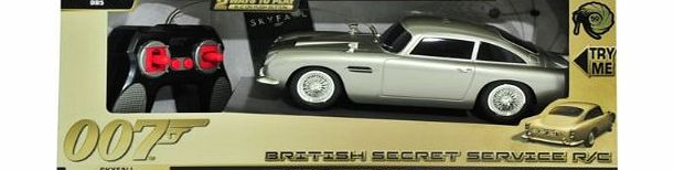 James Bond 50th Anniversary! Aston Martin DB5 Radio Controlled, Trigger Lights & Sound, Hidden Weapons. BRITISH SECRET SERVICE Car size approx 28cm (SKYFALL)