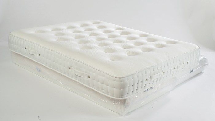 Jay-Be Beds Shape Oasis Pocket Memory Mattress 4ft 6 Double