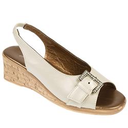 Female Fifi Leather Upper Leather Lining Comfort Sandals in Beige, Black, Bronze