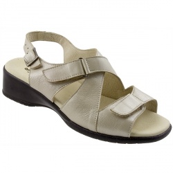 Womens Gianna Leather Upper Leather Lining Casual in Beige