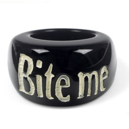 Jessicakagancushmanfashion Jessica Kagan Cushman Black Bite Me Resin Ring