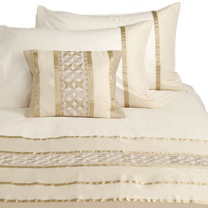 john lewis Tara Duvet Cover- Cream- Super Kingsize
