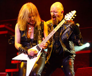 Judas Priest / Invitados: Megadeth and Testament