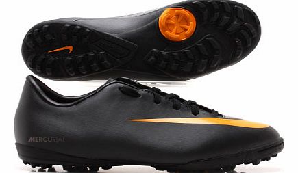 Junior Football Boots  Mercurial Victory TF Football Trainers