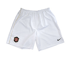 Junior sizes Nike 06-07 Man Utd home shorts - KIds