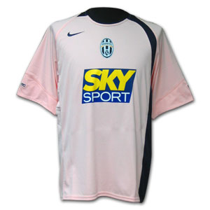 Juventus Nike Juventus Sponsored Training - pink 04/05 Football Kit
