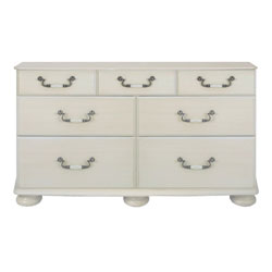 Kingstown - Signature 7 Drawer Chest