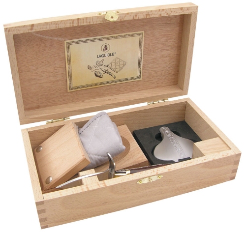 KitchenCraft Laguiole Oyster Gift Set