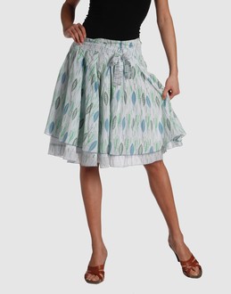 mid-length/knee-length skirt