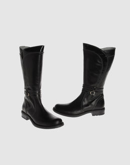 KUBO FOOTWEAR Boots GIRLS on YOOX.COM