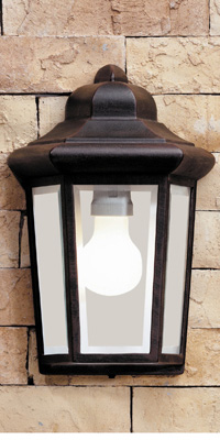 Perseo Traditional Outdoor Wall Light Made From