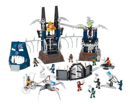 - BIONICLE - 8894 - Piraka Stronghold