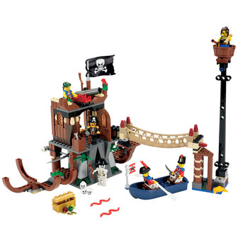 Lego Pirates Shipwreck Hideout (6253)