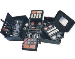 Littlewoods-Index cosmetic and manicure set