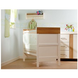 Lollipop Lane Lakeside 2 Piece set Cotbed and Changing Unit